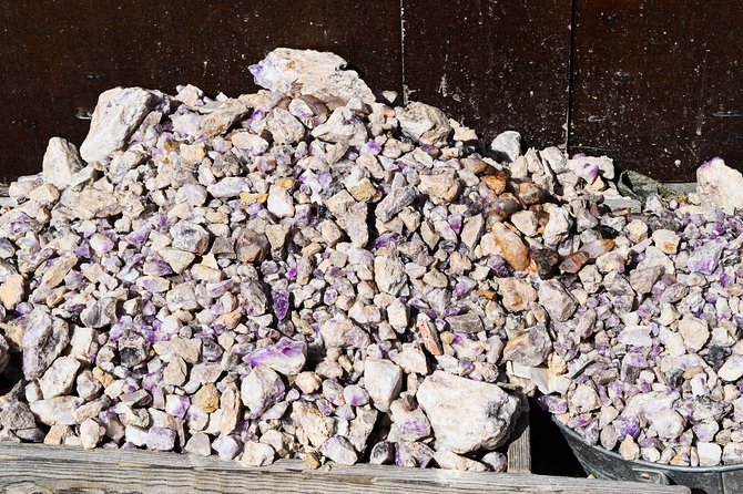 Trip to Pyhä-Luosto National Park and Amethyst Mine - Inside the Lampivaara Amethyst Mine: stories first, then your lucky stone